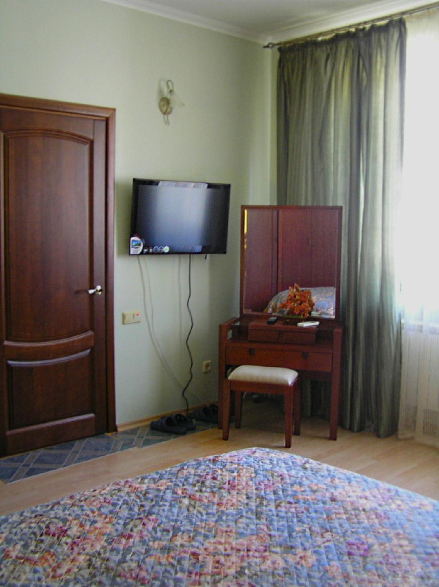 Comfortel Aparthotel Одесса Экстерьер фото